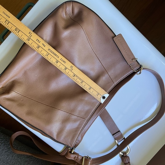 Leather Hobo Shoulder/Crossbody Bag with Tassel Detail - Picture 7 of 8